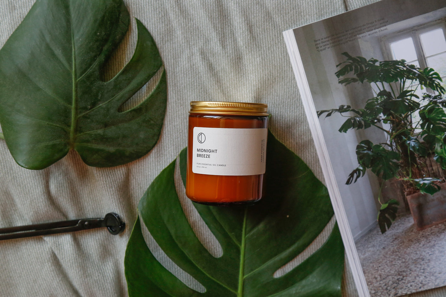 Mitternachtsbrise (Geranie + Patchouli) | Bernsteinfarbene Kerze im Glas