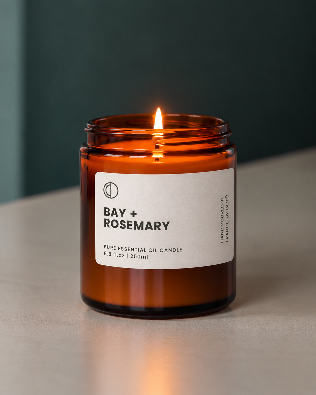 Bougie Laurier et Romarin Naturelle – OCTŌ