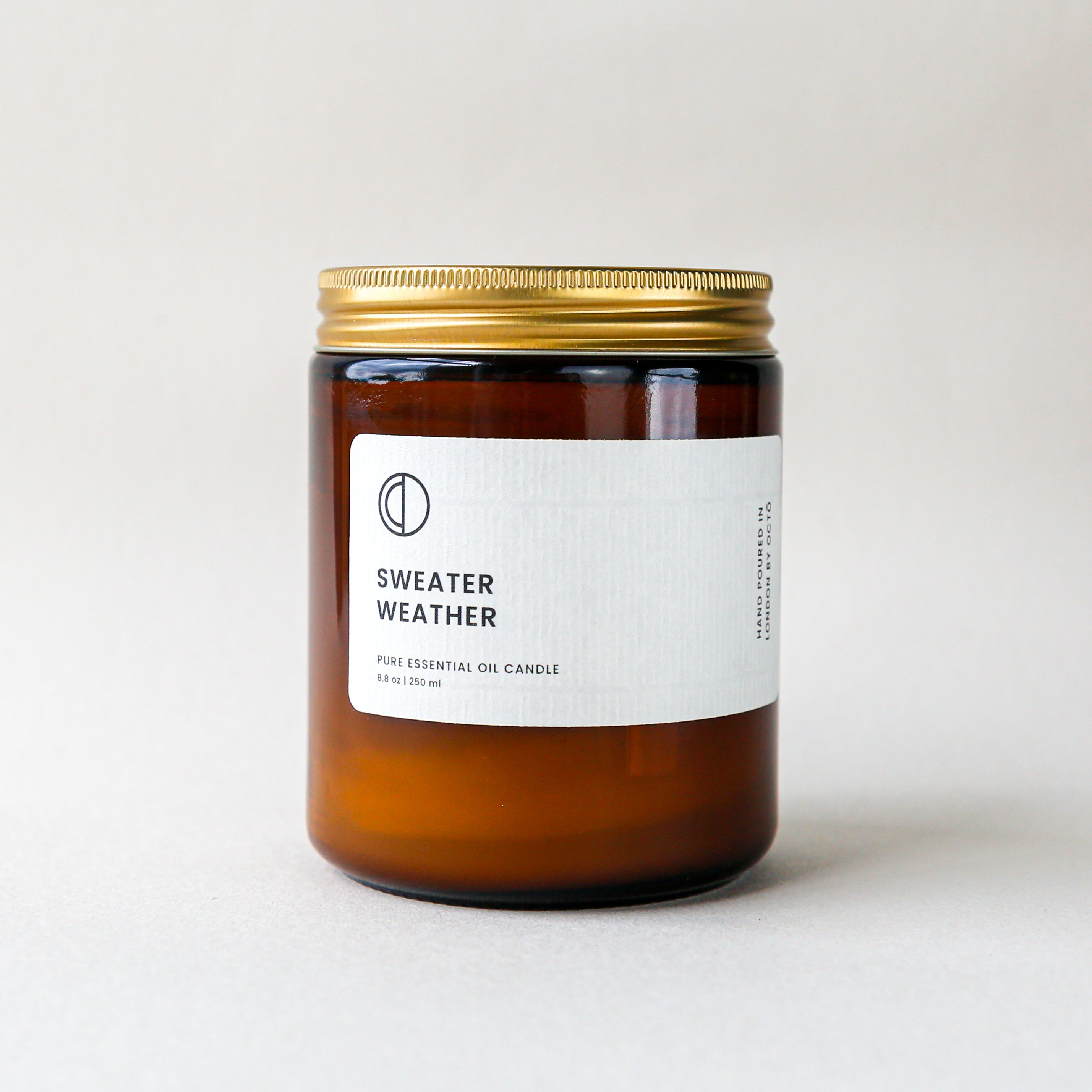 Sweater Weather (Pin + Sapin + Clou de girofle) | Bougie en pot ambré